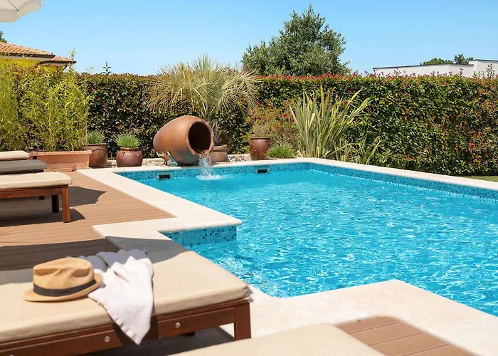 Holiday home Intima *